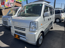 エブリイ